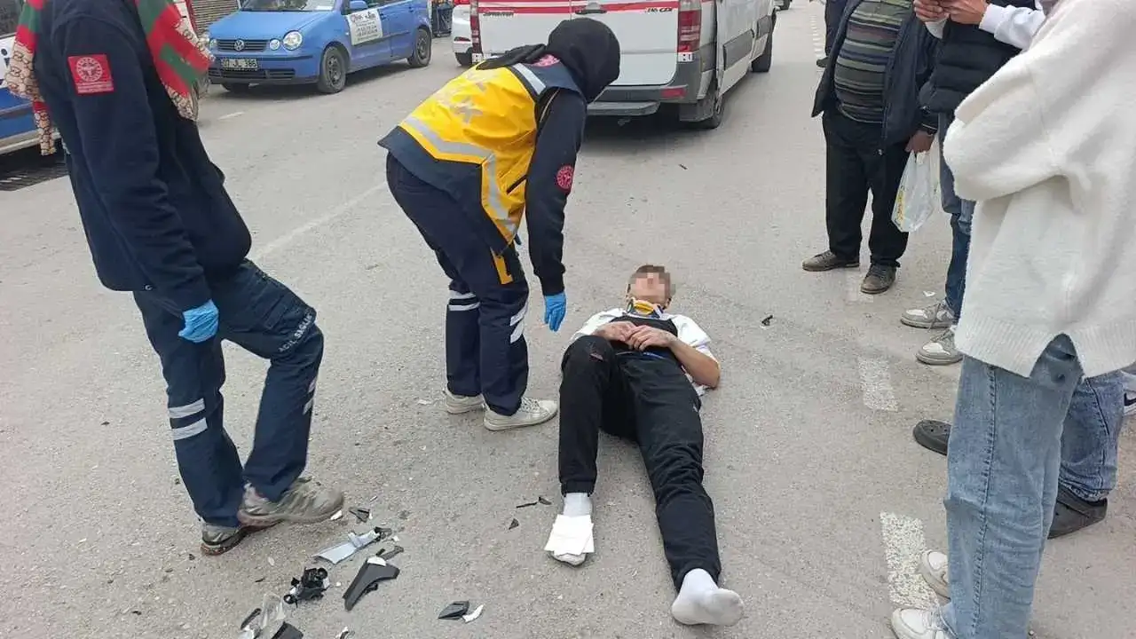 Manavgat’ta Anlık Manevra Büyük Kaza Getirdi! Kameraya Yansıdı 3